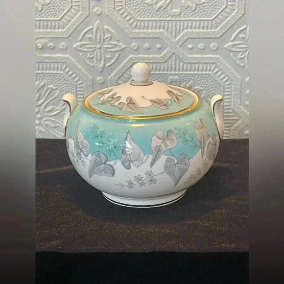 Wedgwood Bone China Buxton Turquoise with Gold Rim Creamer and Sugar Set - Picture 8 of 13